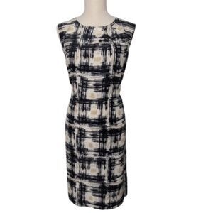 Pendleton Silk Sheath dress Pleated round neck, sleeveless, lined Size 12 P